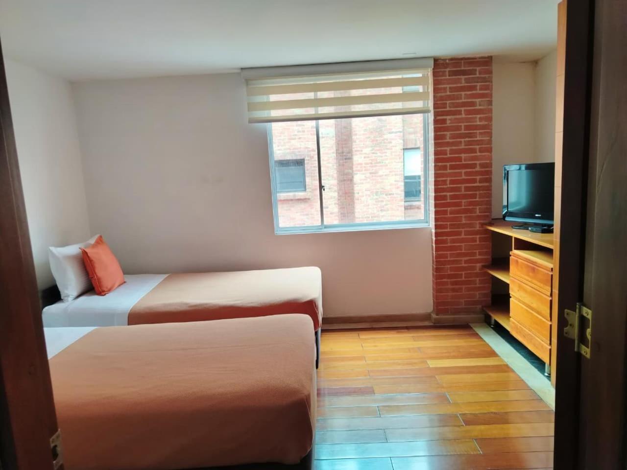 Prisma Suites Chico 94 — Photos 1